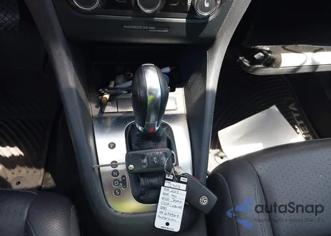 2012 Volkswagen Jetta Sportwagen 2.5L Se from USA, damaged, VIN 3VWPP7AJ2CM674367